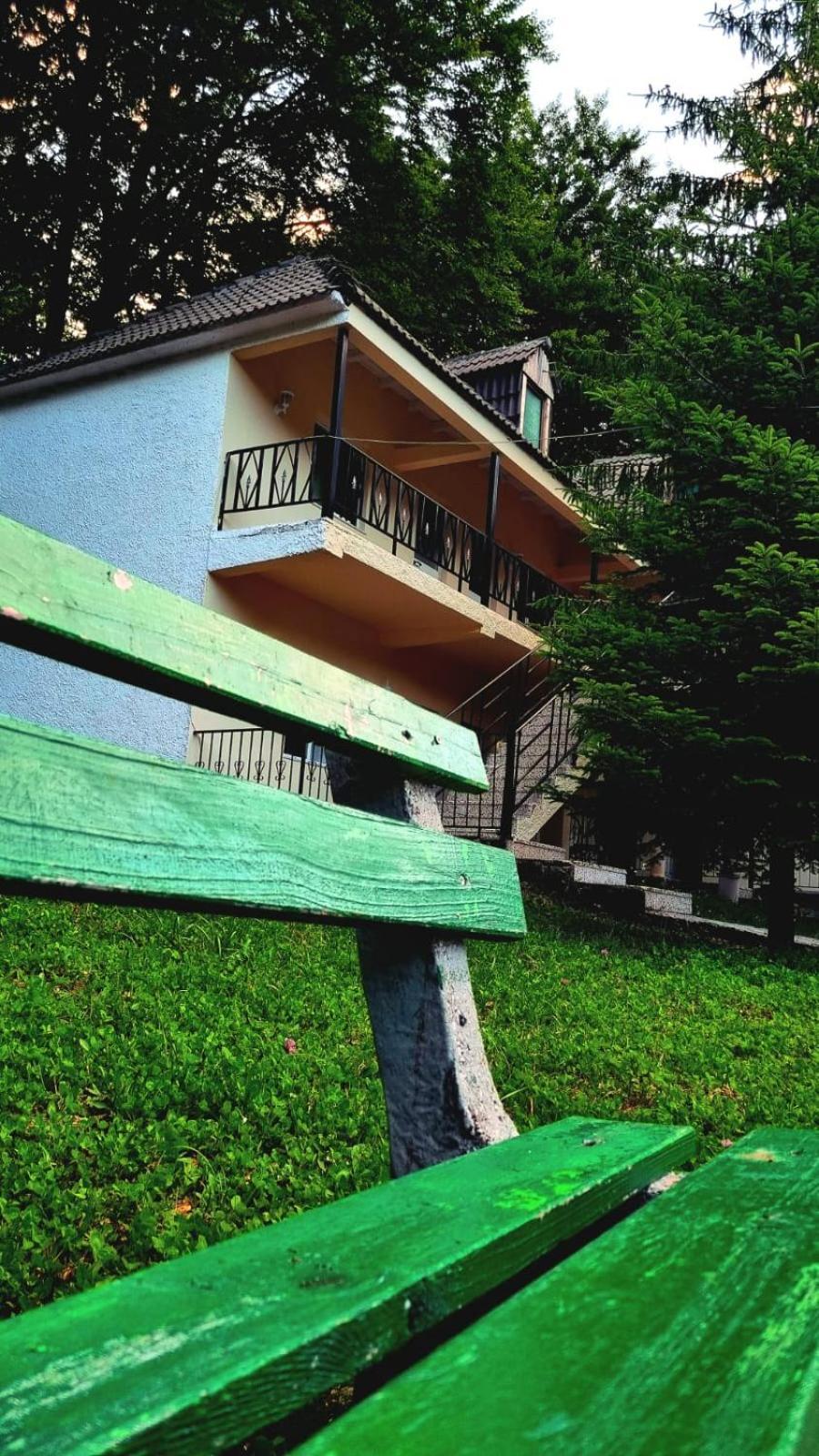 Hotel Bujtina Te Grima Theth Zewnętrze zdjęcie